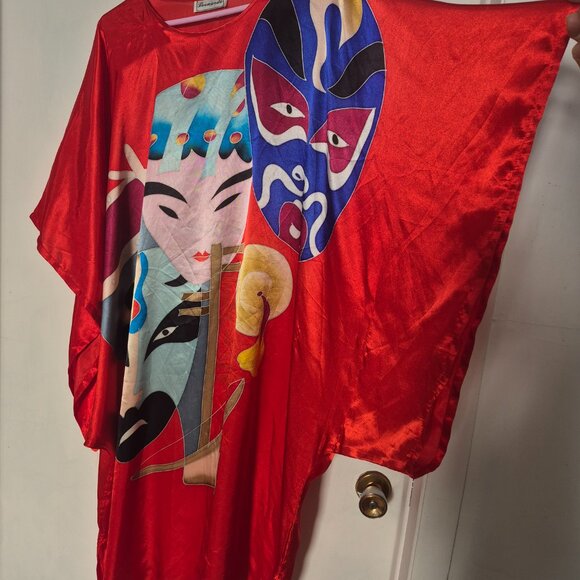 satin caftan dress with Chinese opera style patterns - Picture 2 of 3
